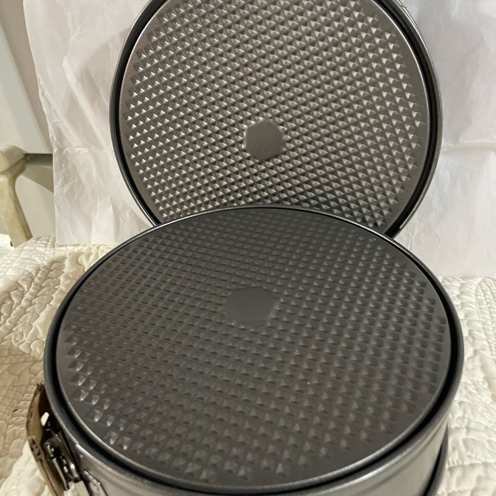 Non-Stick Springform Cake Pan Set - Gray - Picture 2 of 2